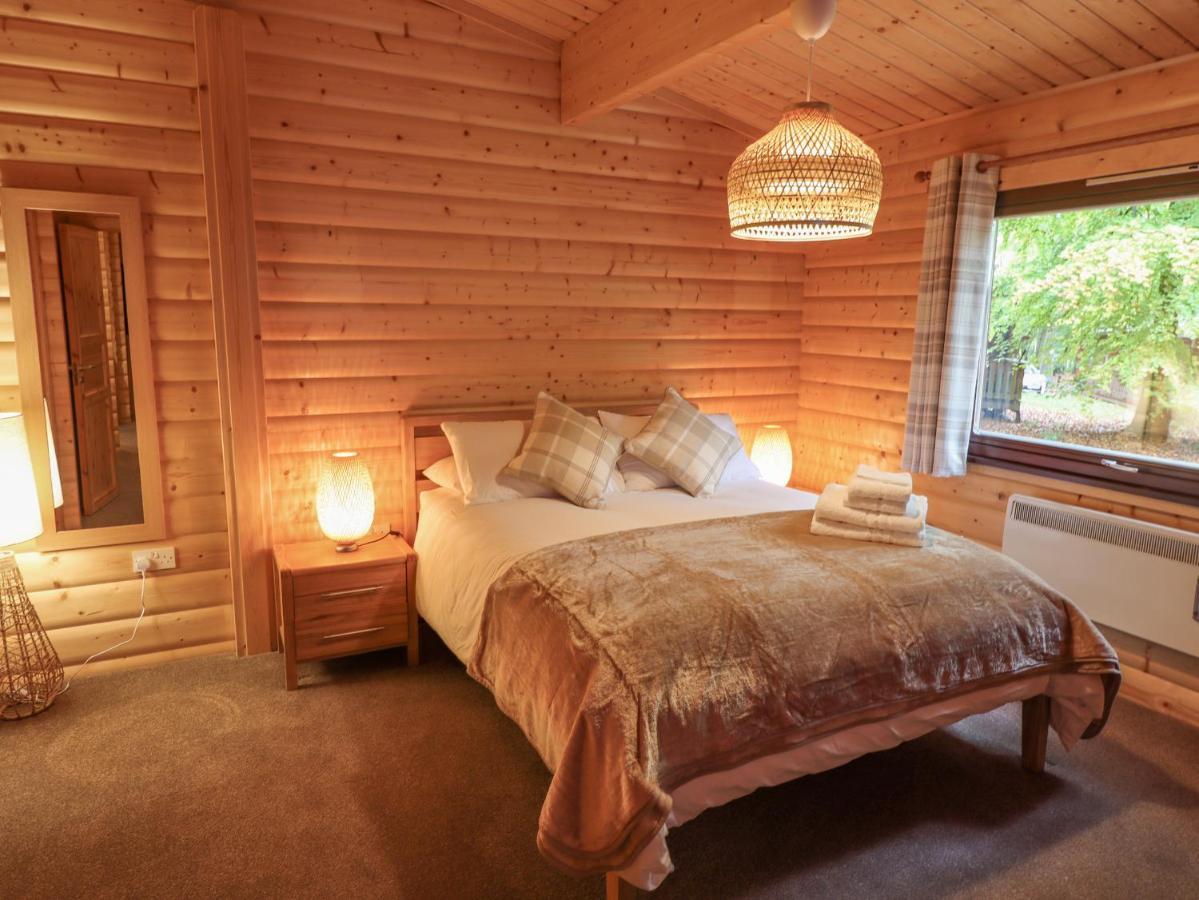 Leafy Hollow Lodge Louth  Exterior photo
